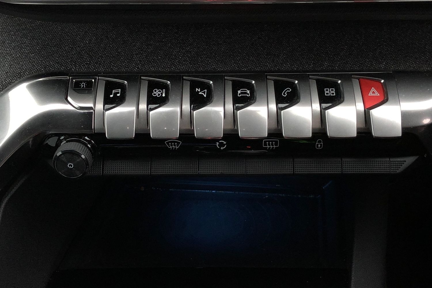 Used Peugeot 3008 2018 for sale - 77368726: Photo 13