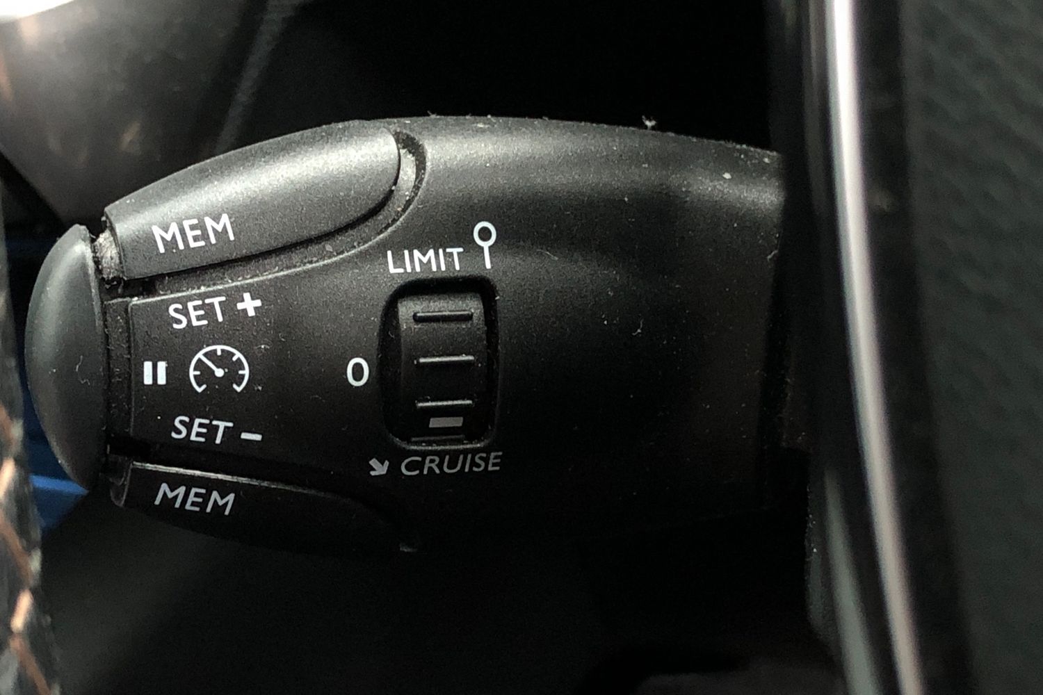 Used Peugeot 3008 2018 for sale - 77368726: Photo 6