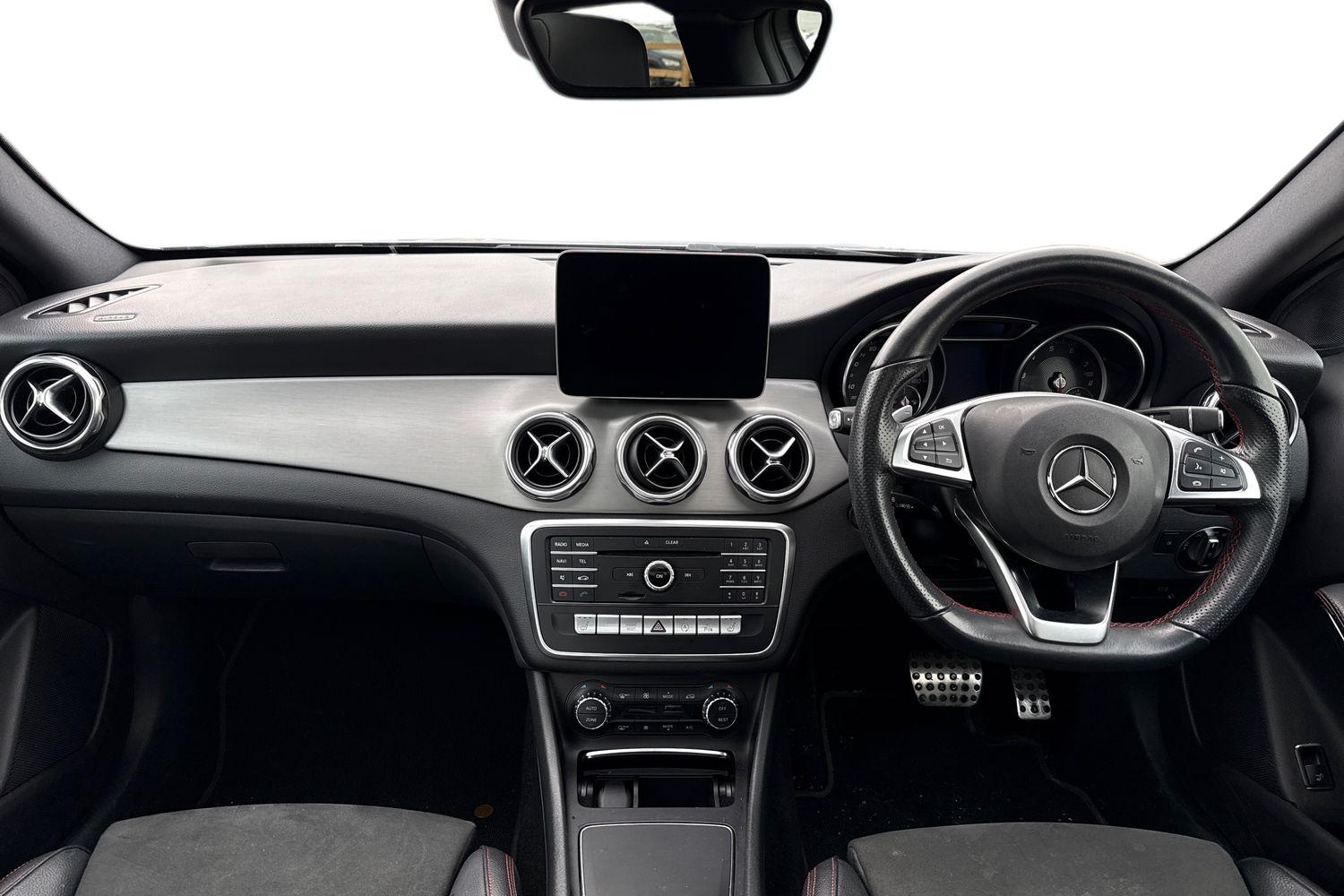 Used Mercedes-Benz GLA 2019 for sale - 77654274: Photo 3