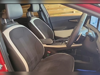 Used Kia EV6 2023 for sale - 79194465: Photo