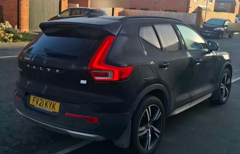 Used Volvo XC40 2021 for sale - 77674971: Photo 2