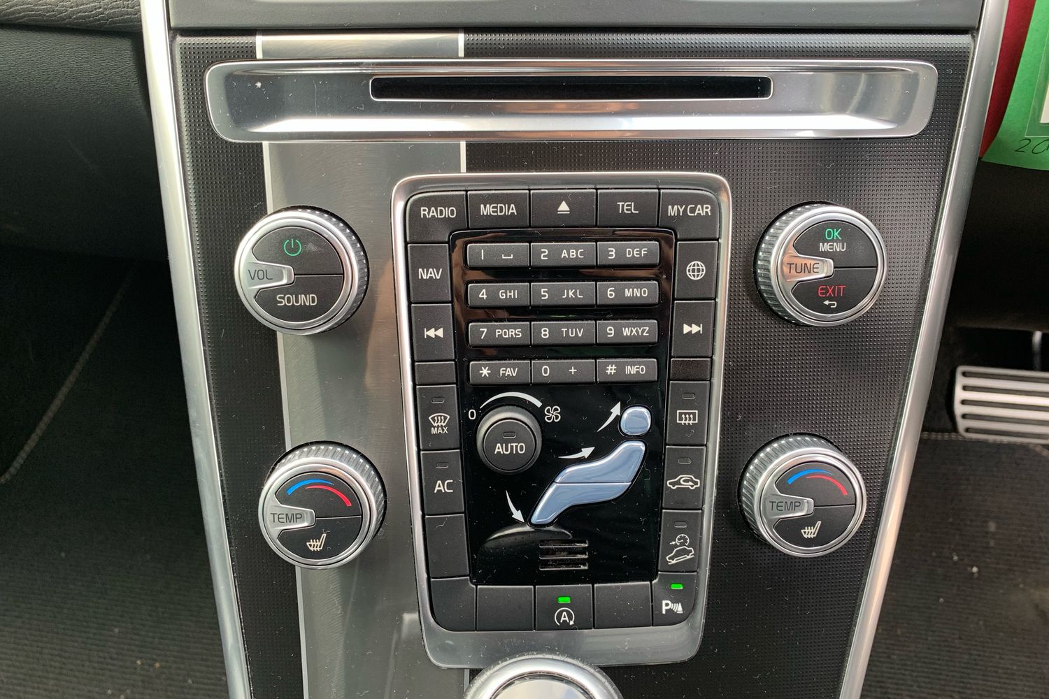 Used Volvo XC60 2017 for sale - 76253280: Photo 7