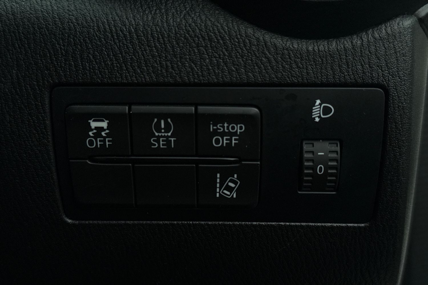 Used Mazda Mazda2 2016 for sale - 77361893: Photo 16