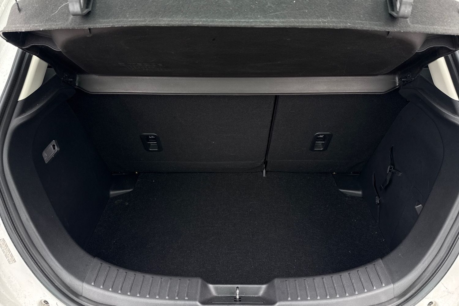 Used Mazda Mazda2 2016 for sale - 77361893: Photo 19