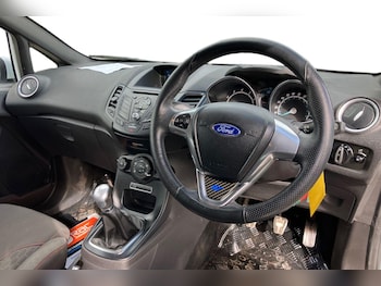 Used Ford Fiesta 2017 for sale - 78107705: Photo