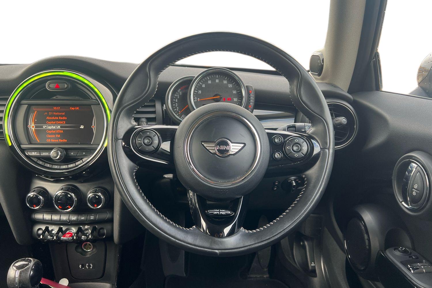 Used MINI Hatch 2016 for sale - 76077380: Photo 5