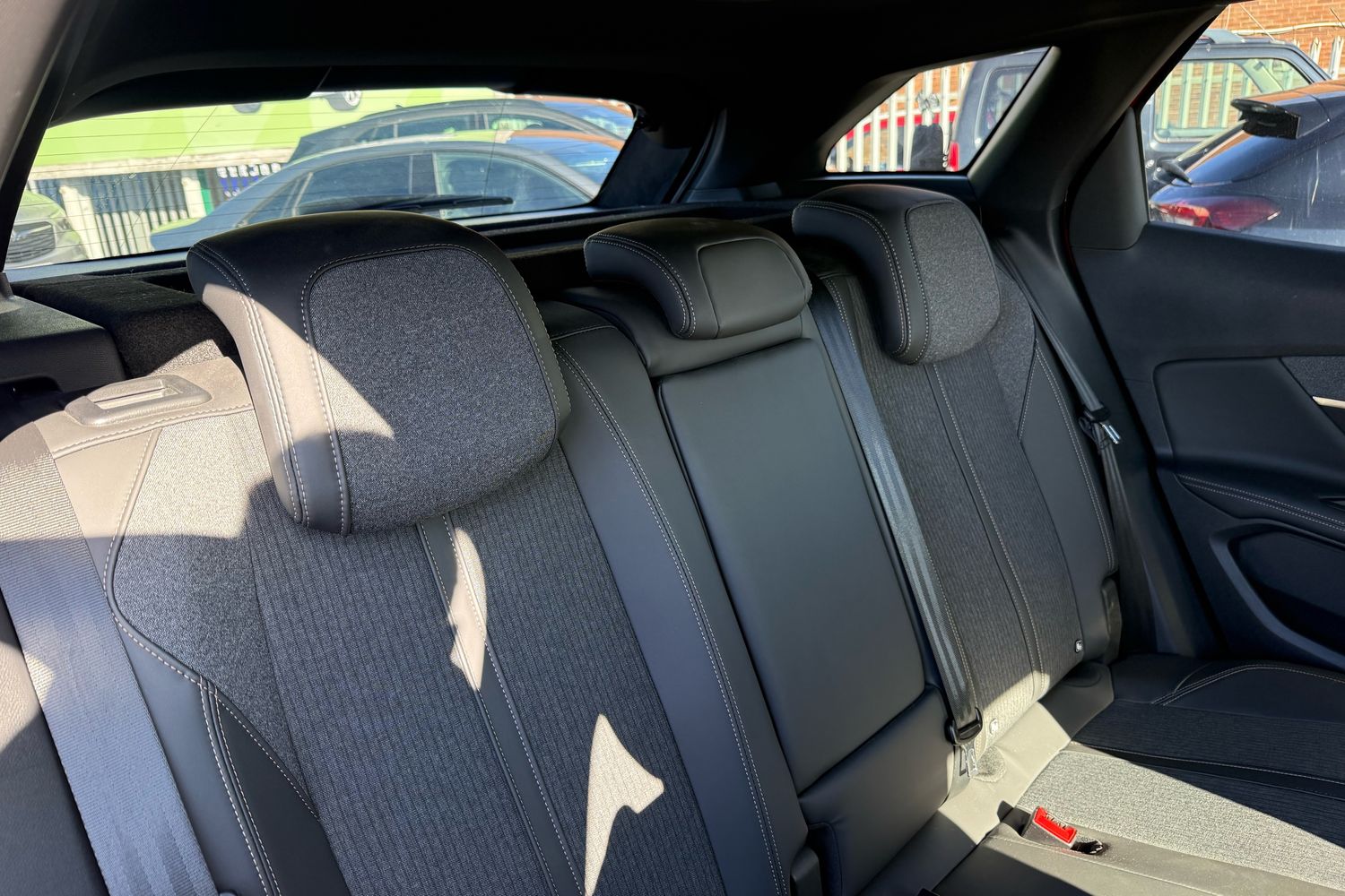 Used Peugeot 3008 2018 for sale - 77728787: Photo 11