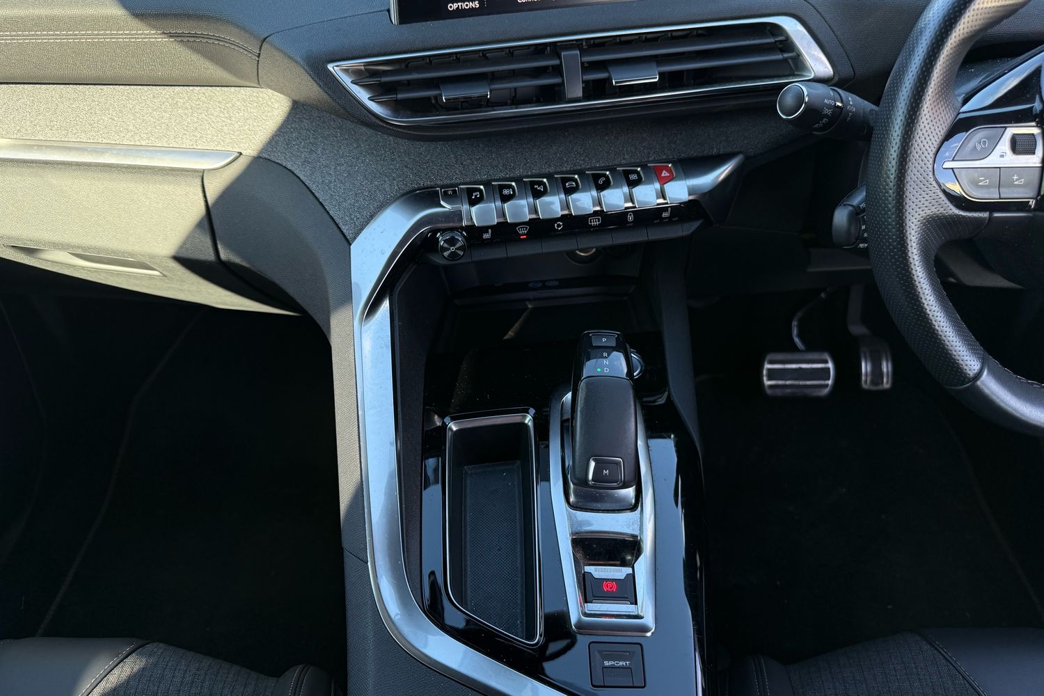 Used Peugeot 3008 2018 for sale - 77728787: Photo 6