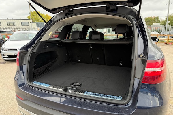 Used Mercedes-Benz GLC 2018 for sale - 75724353: Photo 15