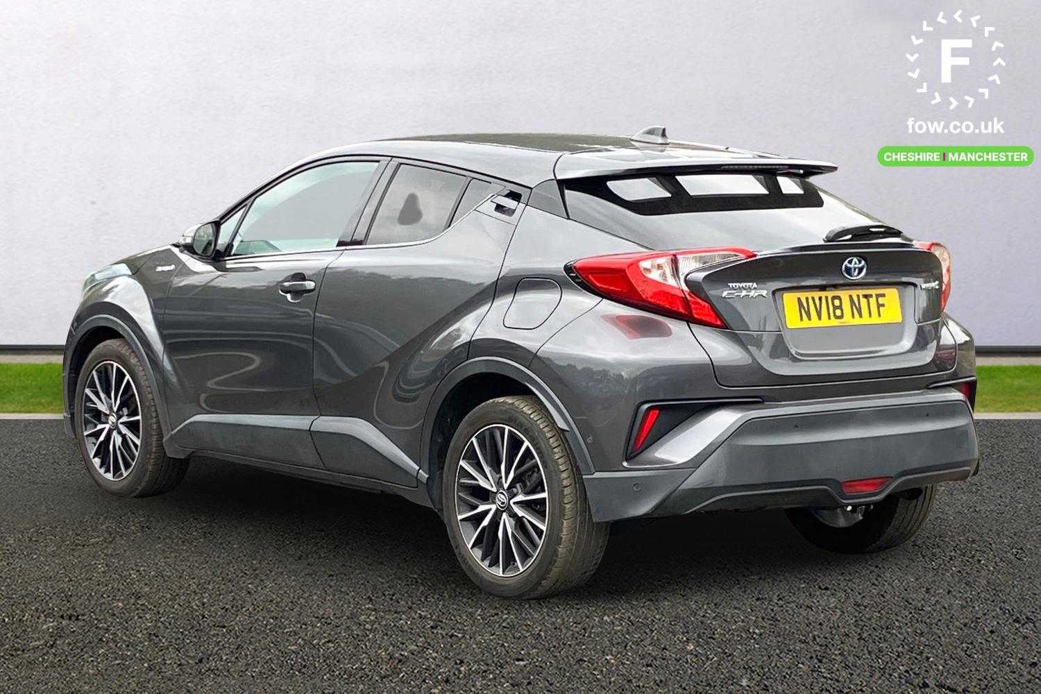 Used Toyota C-HR 2018 for sale - 76732517: Photo 2