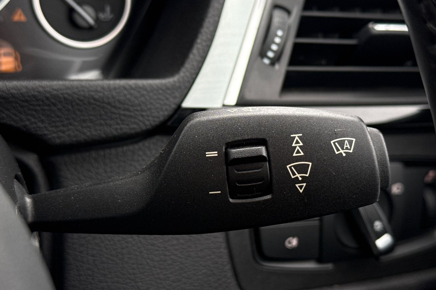 Used BMW 3 Series 2017 for sale - 77517097: Photo 14