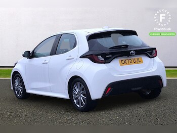 Used Toyota Yaris 2022 for sale - 77764535: Photo