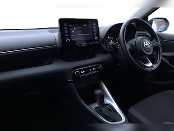 Used Toyota Yaris 2022 for sale - 77764535: Photo