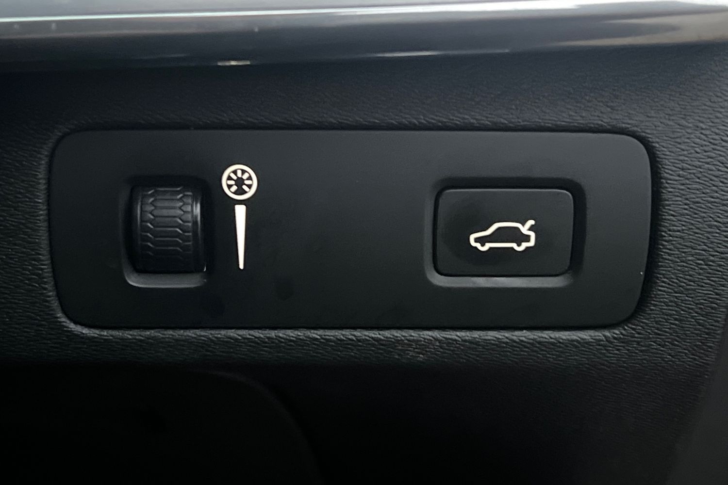 Used Volvo XC90 2018 for sale - 76718543: Photo 18