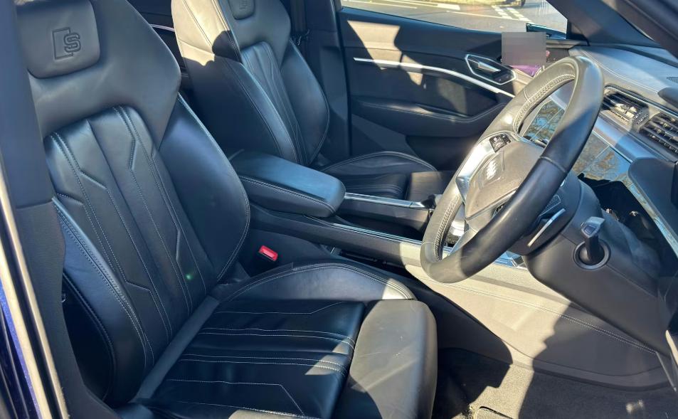 Used Audi e-tron 2021 for sale - 76929274: Photo 4