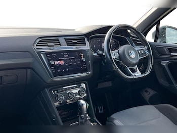 Used Volkswagen Tiguan 2019 for sale - 78637460: Photo