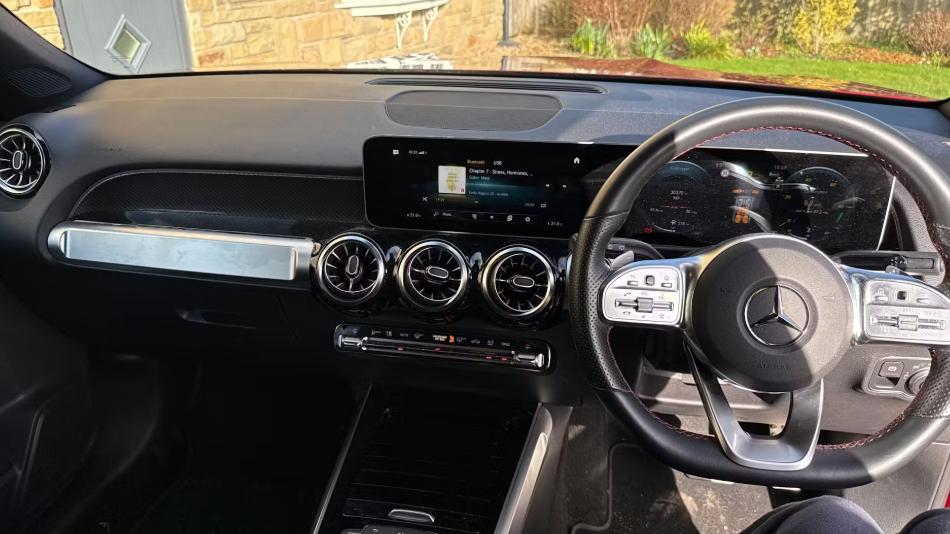 Used Mercedes-Benz GLB 2023 for sale - 77904396: Photo 3