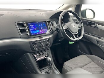 Used Volkswagen Sharan 2018 for sale - 78352346: Photo