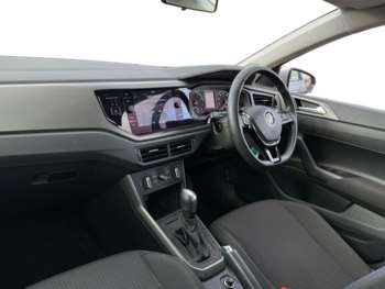 Used Volkswagen Polo 2019 for sale - 74964623: Photo