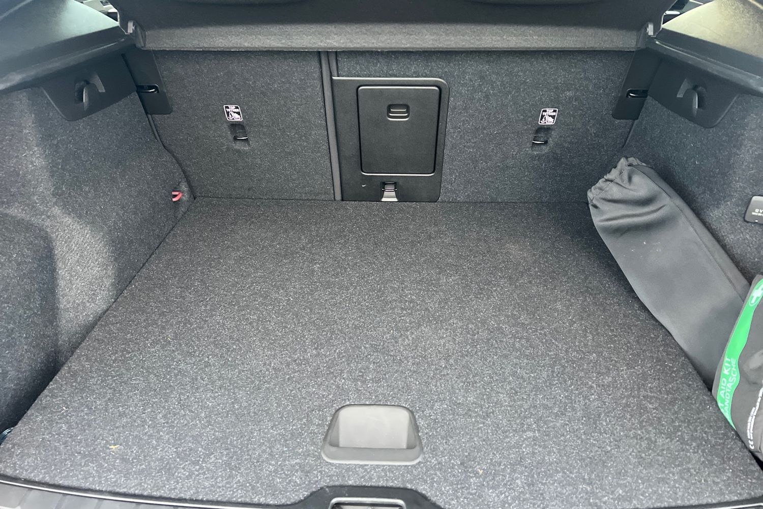 Used Volvo XC40 2022 for sale - 76876089: Photo 19