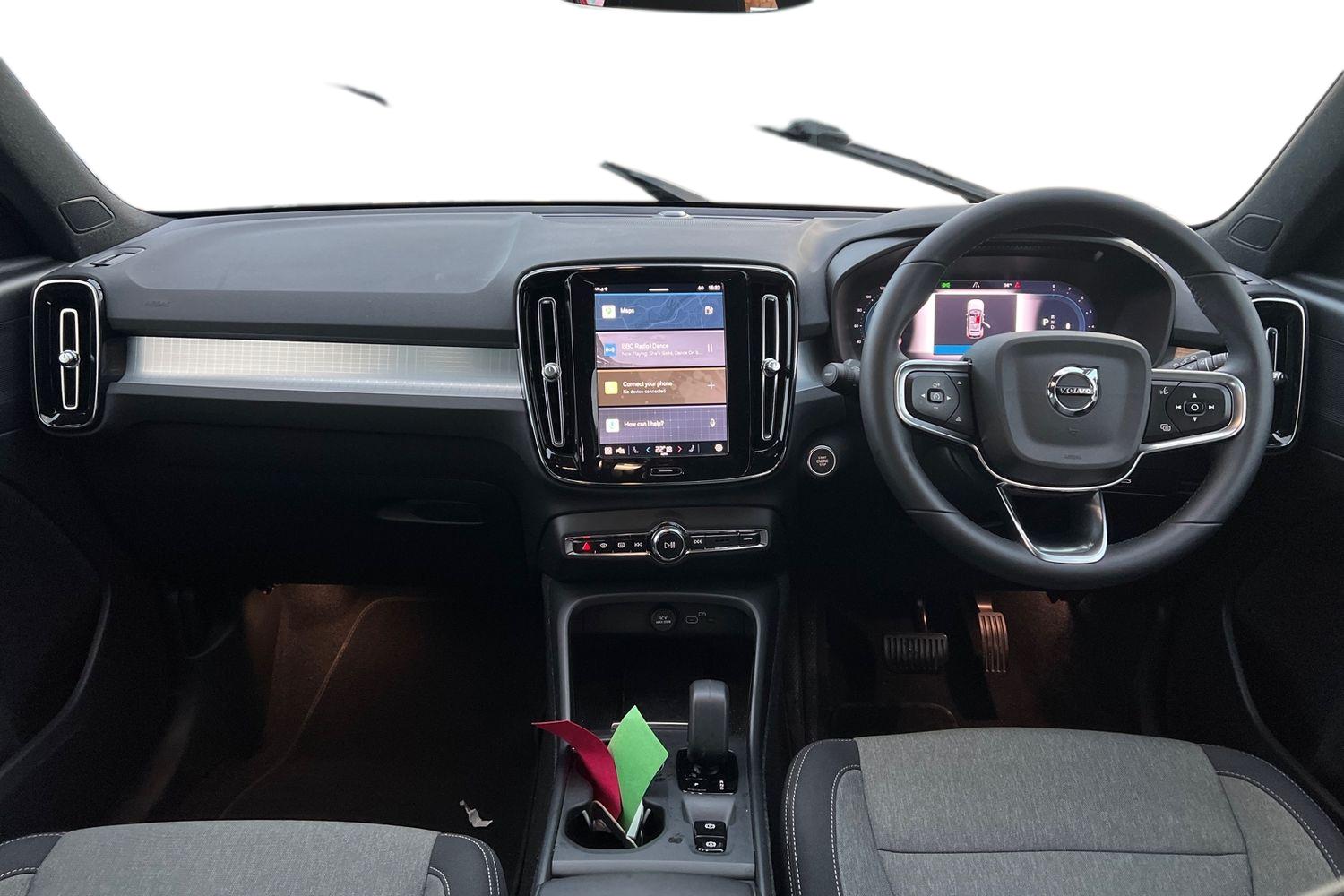 Used Volvo XC40 2022 for sale - 76876089: Photo 3