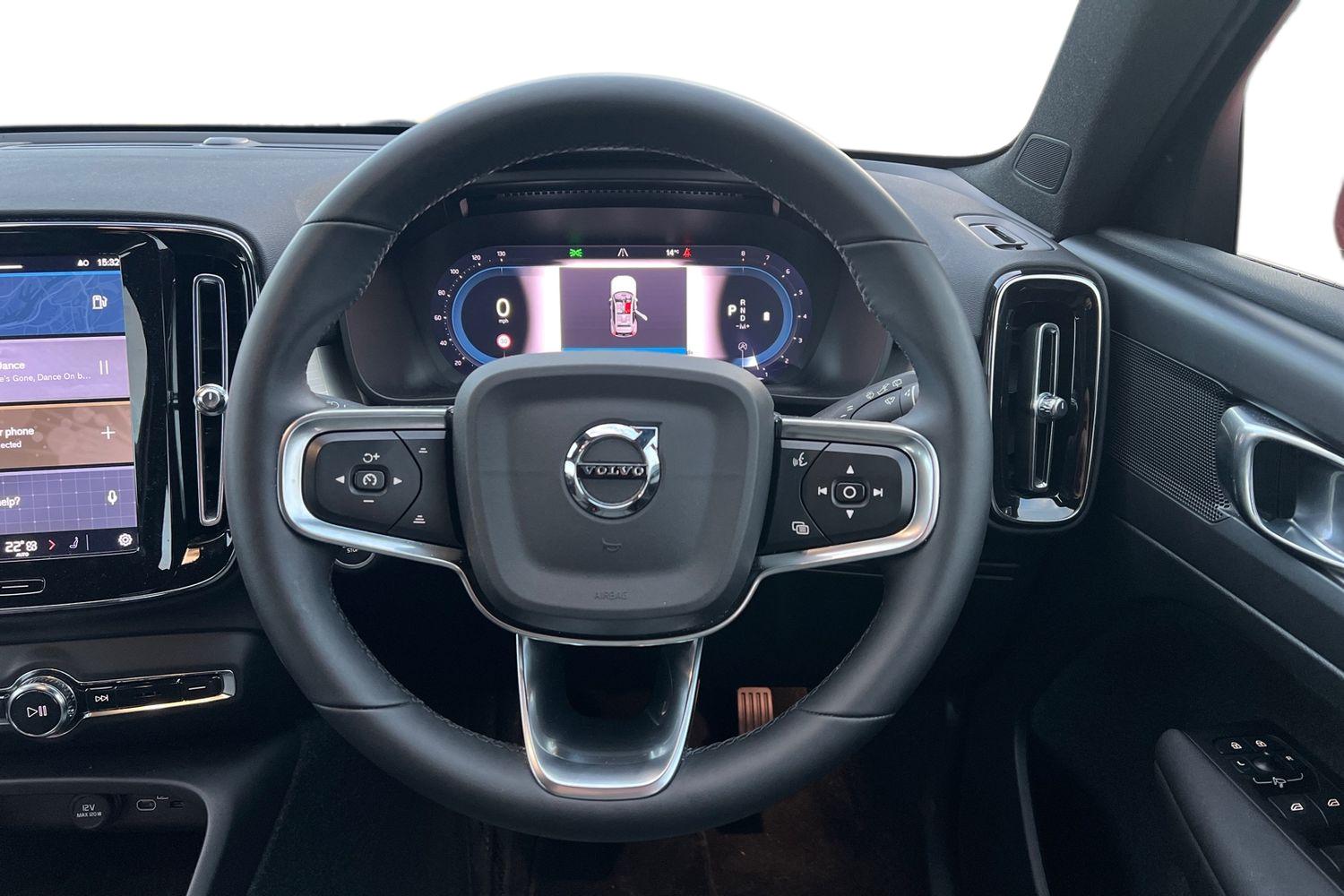 Used Volvo XC40 2022 for sale - 76876089: Photo 5