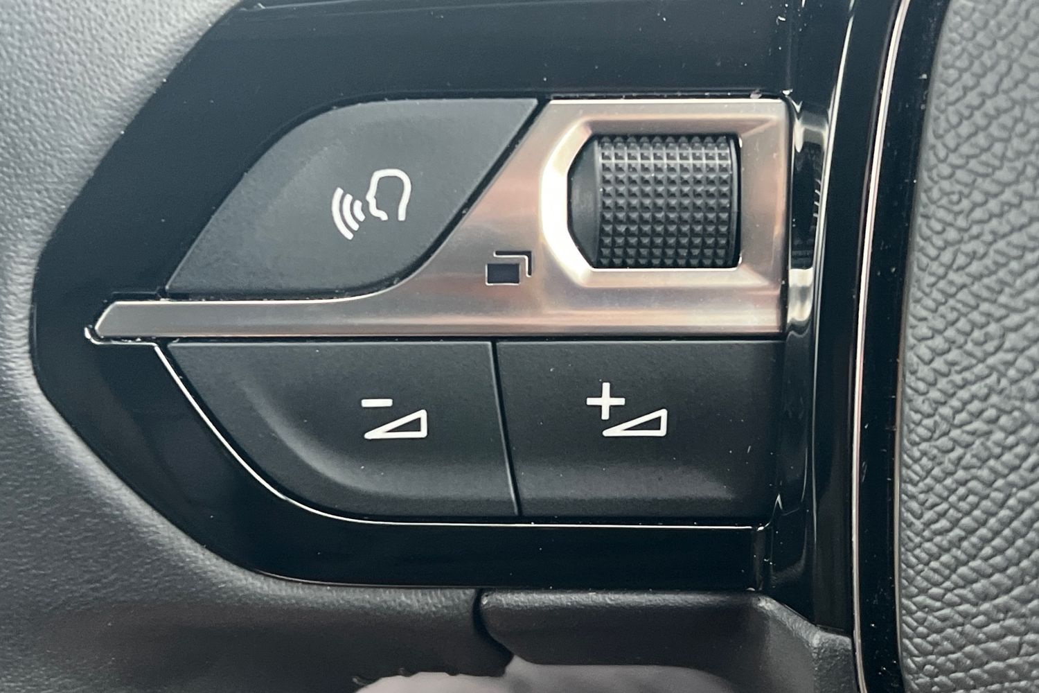 Used Peugeot 2008 2022 for sale - 77515026: Photo 13