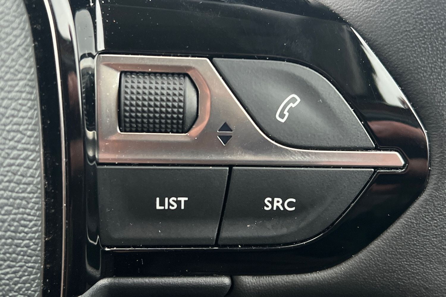 Used Peugeot 2008 2022 for sale - 77515026: Photo 14