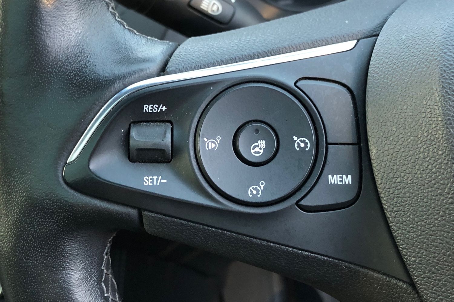 Used Vauxhall Grandland X 2018 for sale - 76421481: Photo 6