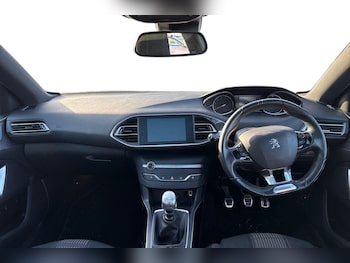 Used Peugeot 308 2018 for sale - 77398063: Photo