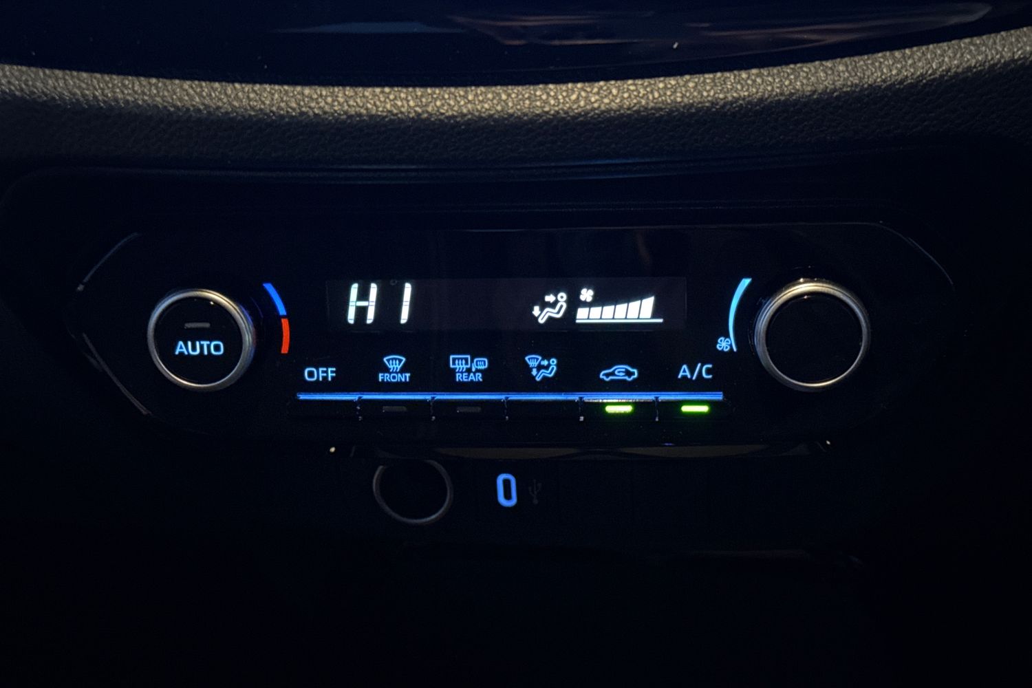 Used Toyota Aygo X 2025 for sale - 76876125: Photo 9