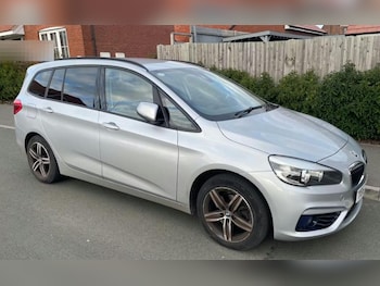 Used BMW 2 Series 2017 for sale - 77327410: Photo