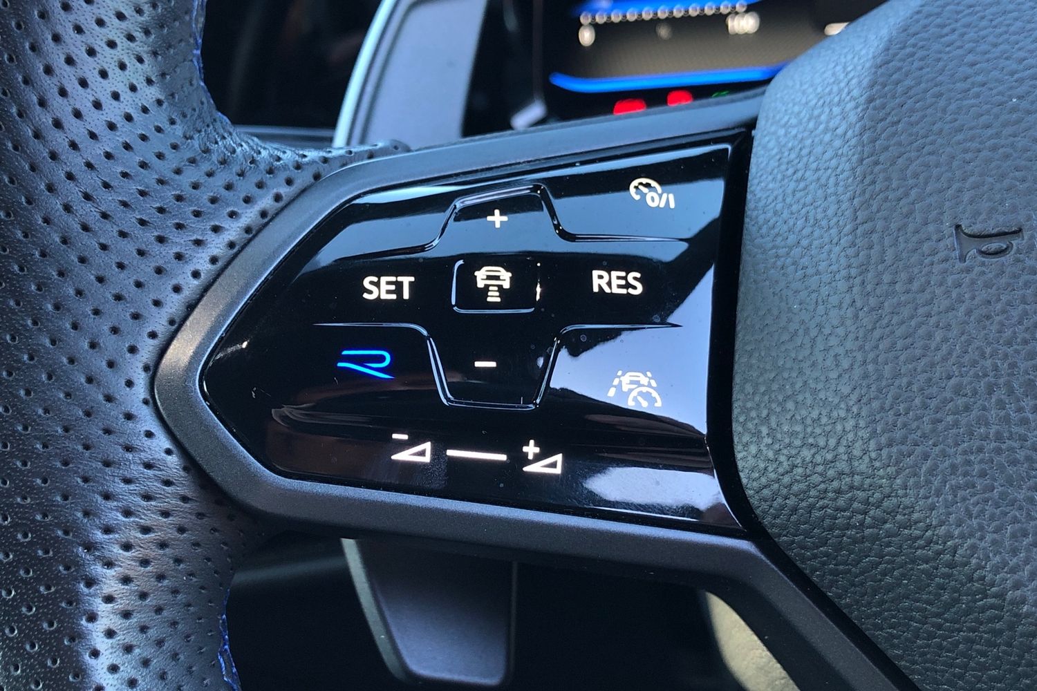 Used Volkswagen Golf 2021 for sale - 77093568: Photo 6