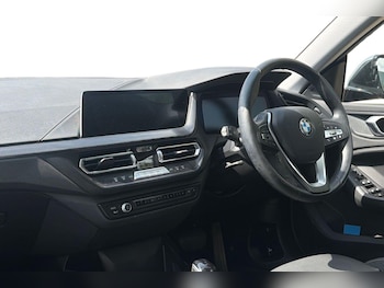 Used BMW 2 Series 2022 for sale - 79331304: Photo