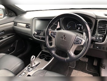 Used Mitsubishi Outlander 2021 for sale - 77680092: Photo