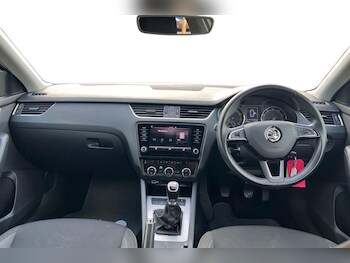 Used Skoda Octavia 2019 for sale - 78781937: Photo