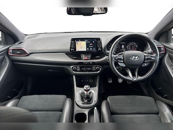Used Hyundai i30 2019 for sale - 76353097: Photo