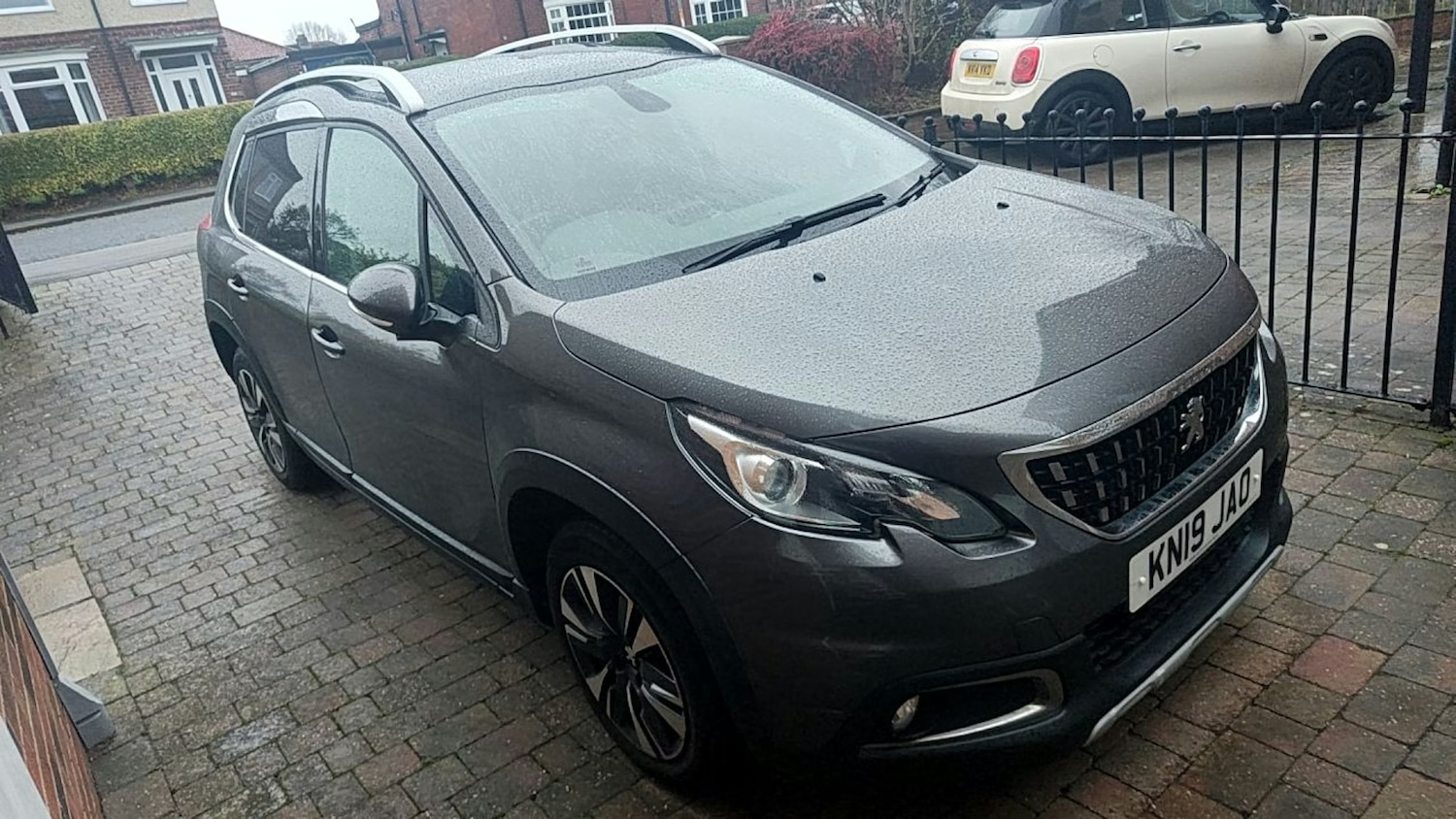 Used Peugeot 2008 2019 for sale - 76949570: Photo 1