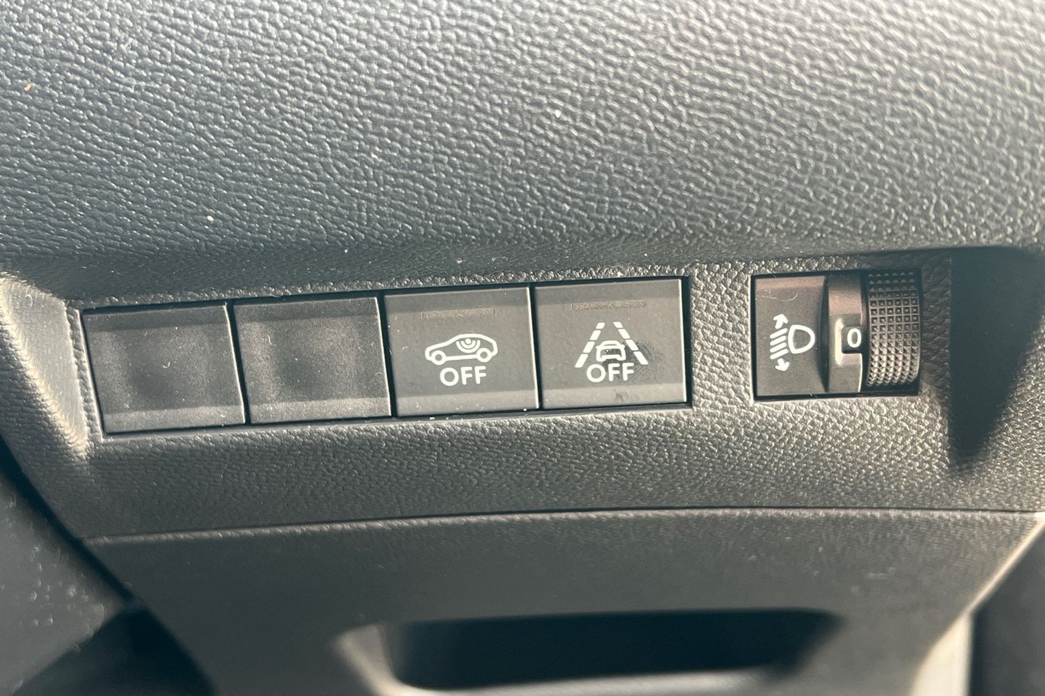 Used Peugeot 2008 2021 for sale - 78024862: Photo 13