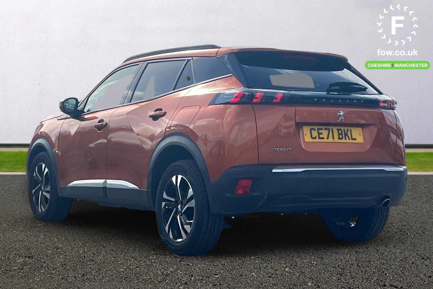 Used Peugeot 2008 2021 for sale - 78024862: Photo 2