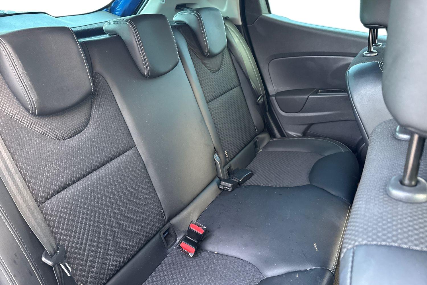 Used Renault Clio 2018 for sale - 76876115: Photo 19