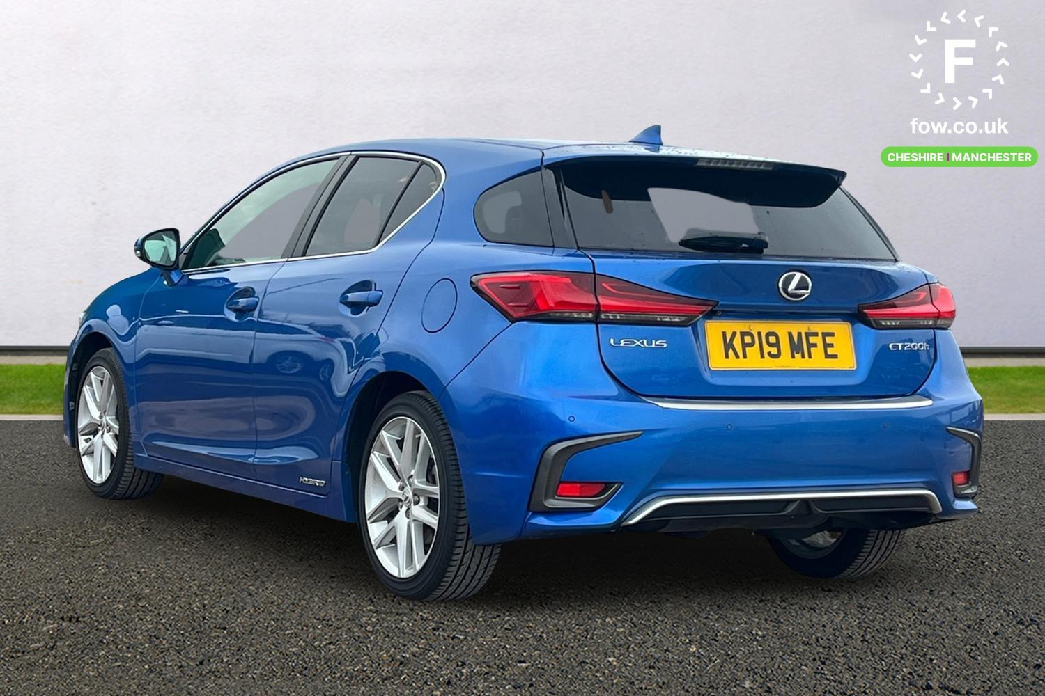 Used Lexus CT 2019 for sale - 76697593: Photo 2