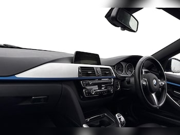 Used BMW 3 Series 2016 for sale - 77514742: Photo