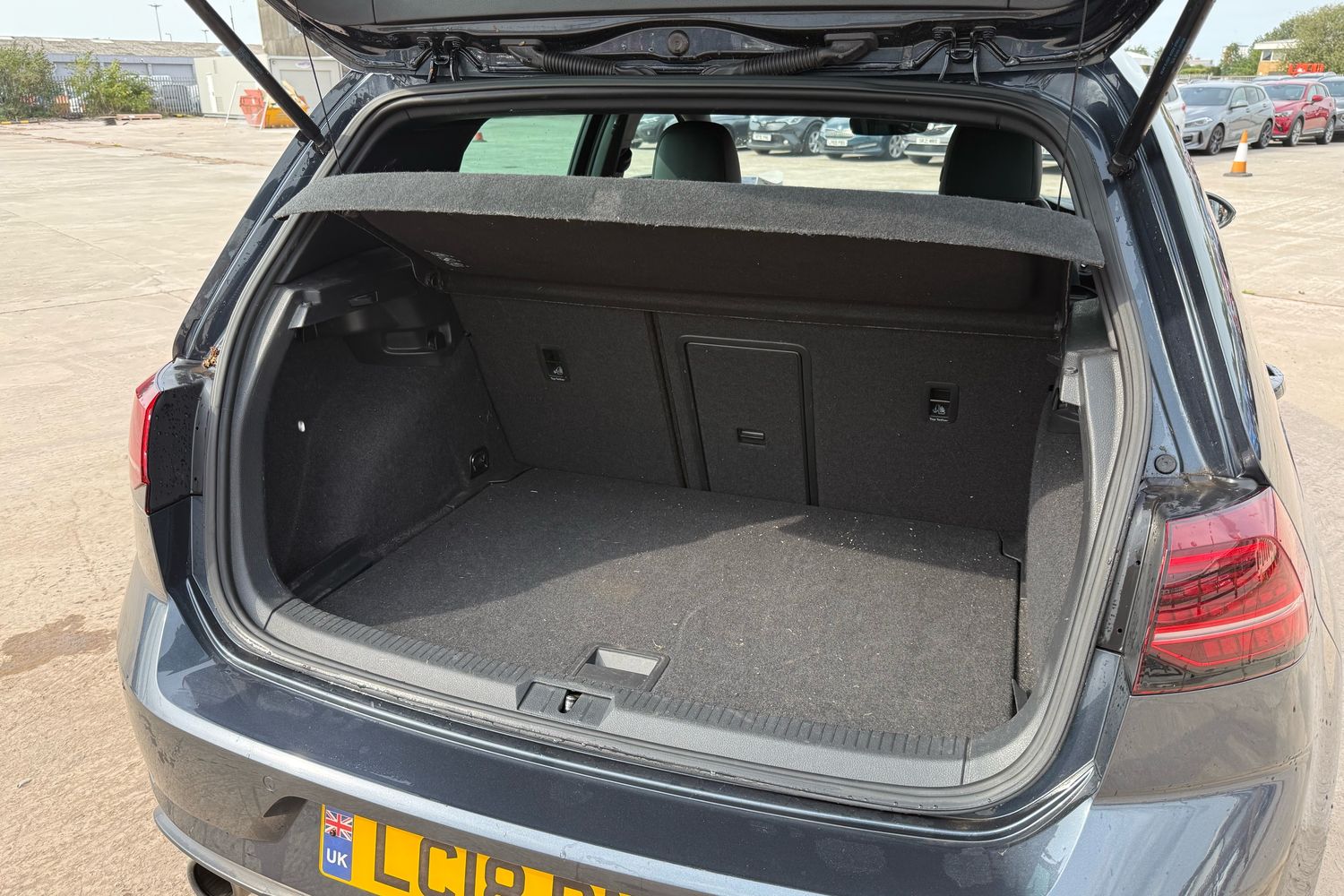 Used Volkswagen Golf 2018 for sale - 76509241: Photo 15