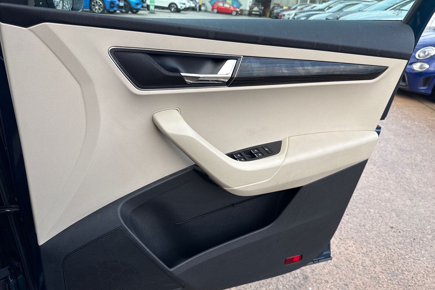 Used Skoda Karoq 2019 for sale - 76304922: Photo 12