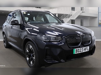 BMW - iX3