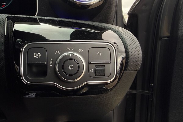 Used Mercedes-Benz A-Class 2019 for sale - 75694303: Photo 11