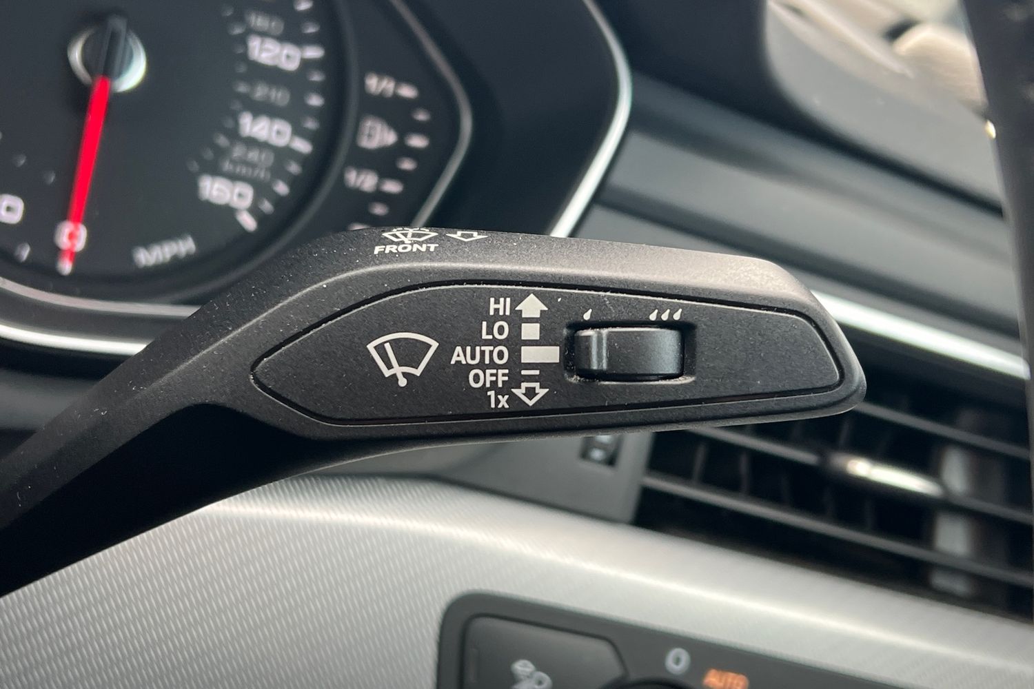 Used Audi A4 2018 for sale - 76624933: Photo 15