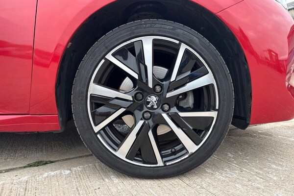 Used Peugeot 208 2020 for sale - 76288146: Photo 17