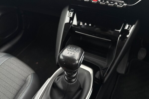 Used Peugeot 208 2020 for sale - 76288146: Photo 9